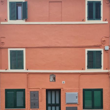 Ferienwohnung La Via Del Castello Castelferretti Exterior foto